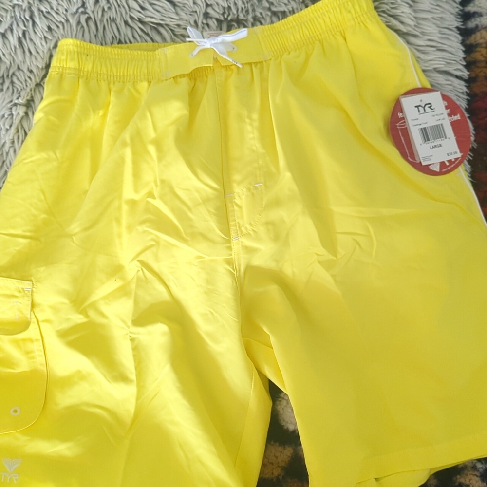 NWT Brand new TYR mens casual swim trunks